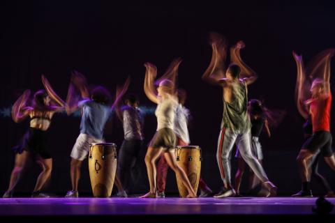 “JUVENTUD” DE ACOSTA DANZA AT FÁBRICA DE ARTE CUBANO